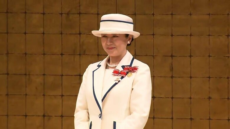 「全国赤十字大会」に出席された