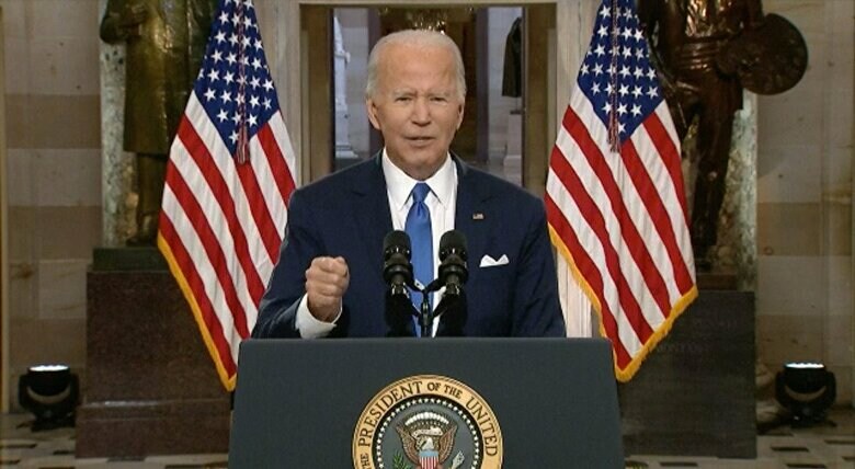 議会で演説するバイデン大統領　トランプ氏を痛烈に批判した