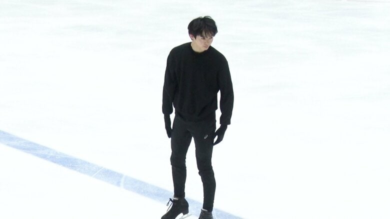 氷上練習をする島田