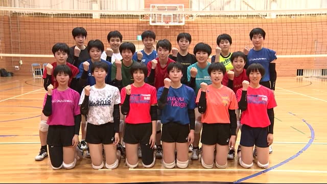高田高校(女子)避難路走でジャンプ力アップ 春高バレー県大会<岩手県>