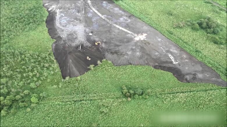 釧路湿原周辺で進むメガソーラーの建設（提供：猛禽類医学研究所）