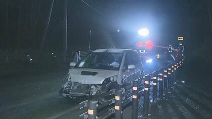 シカをよけようとガードレールに衝突、さらに後続車が追突 「シカが異常に多い…」警察が注意呼びかけ 北海道・恵庭市