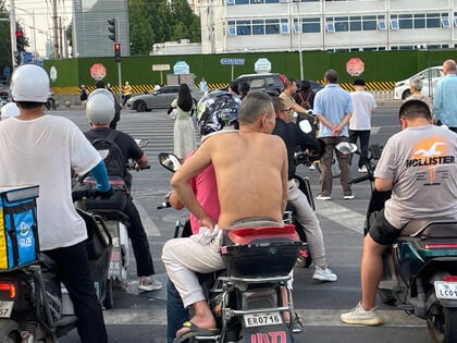 「上半身裸におむつなし」中国の常識は“禁止以外は全てOK”　団体旅行解禁で日本に向かう中国人観光客への心構え