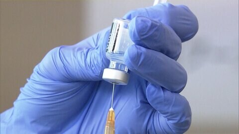 ワクチン 高齢者接種は4月12日から “数量限定”から徐々に拡大