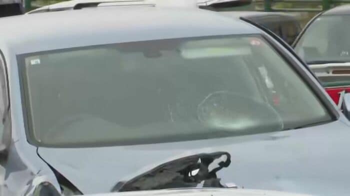 事故車両