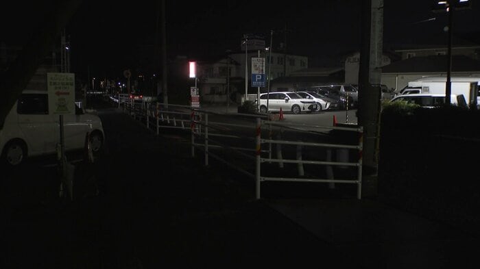 事故があった現場の夜の様子