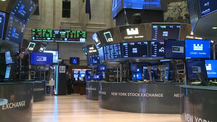 アメリカのダウ平均も史上最高値更新