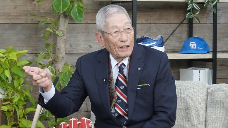 連投に次ぐ連投で「権藤、権藤、雨、権藤」と言われた不世出のピッチャー・権藤博氏が振り返ったルーキーイヤー「ゴン、行け」のひと言で35勝!?｜FNNプライムオンライン
