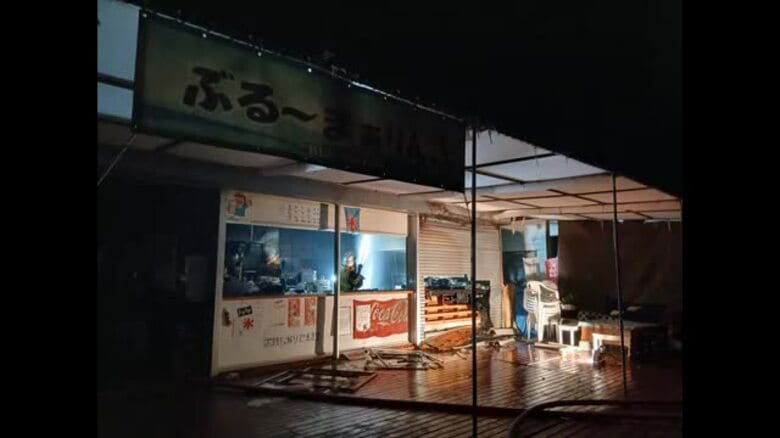 営業終了後の浜茶屋から「煙と炎が見える」観光客が消防に通報　高浜町・若狭和田ビーチで火事　けが人はなし｜FNNプライムオンライン