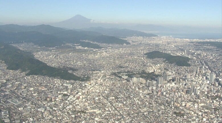 あなたの会社の社長は何歳？　全国の平均年齢は63.81歳と過去最高を更新　17年間で4歳上昇　高齢化に歯止めかからず　都道県別の最高は5年連続で秋田　最年少は2年連続で広島　静岡は64.23歳｜FNNプライムオンライン