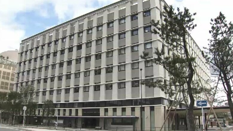 福岡地検の庁舎内で自殺図ったとみられる男が死亡　殺人未遂容疑で逮捕・送検　首を吊った状態で見つかり病院に搬送｜FNNプライムオンライン