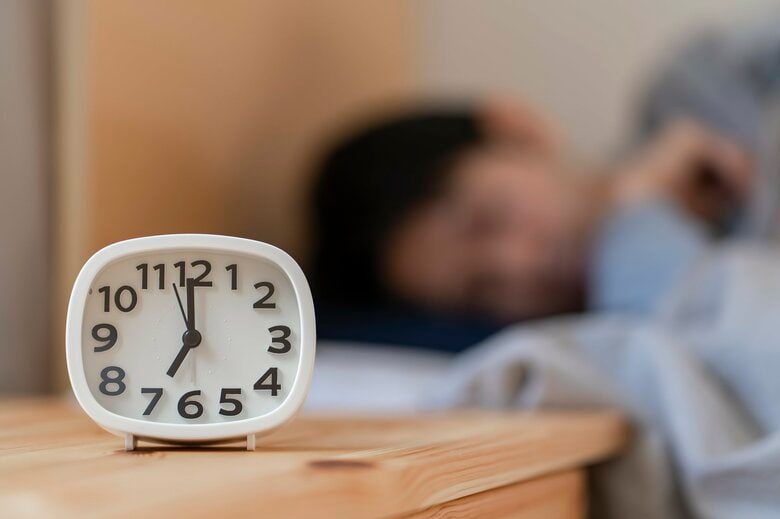 朝7時に起きる人の睡眠モードは…（画像：イメージ）