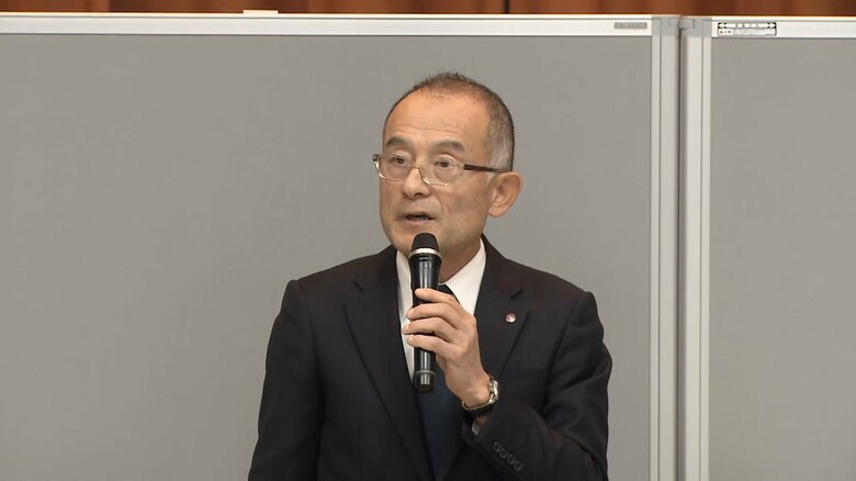 会見する高島屋の横山和久専務　12月27日