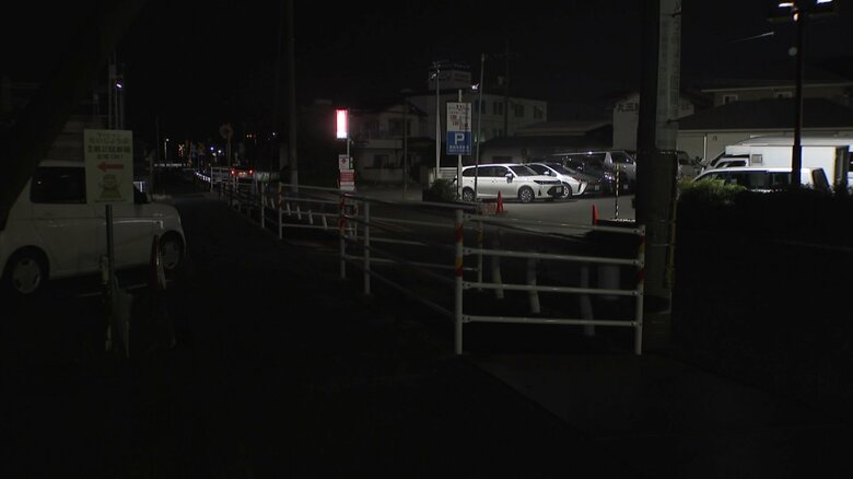 事故があった現場の夜の様子