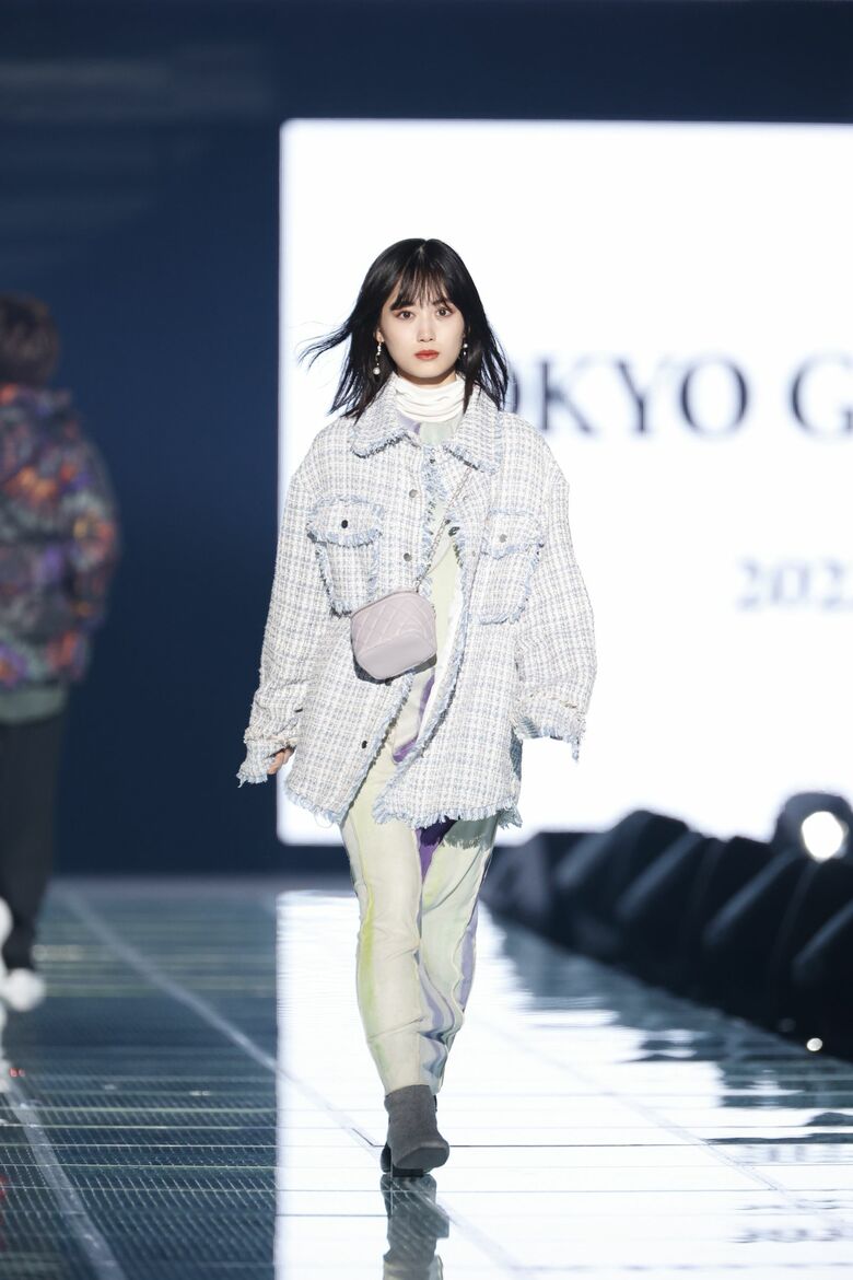 (c) マイナビ TOKYO GIRLS COLLECTION 2022 AUTUMN/WINTER