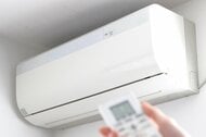 エアコンの上手な使い方　寝苦しい夏の夜「つけたまま」と「タイマー」を比較　医師の答えは明確だった【エアコン活用術3選】