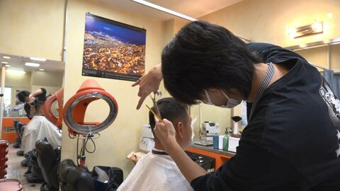 イラン情勢が美容室にも影響　石油由来のナフサ原料製品を多く使用　「シャンプーやカラー剤の容器コスト上昇も」