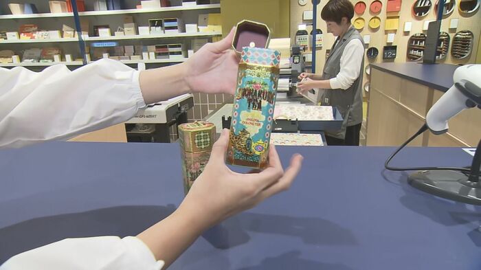 手作業でしか生まれない素敵なデザインの箱