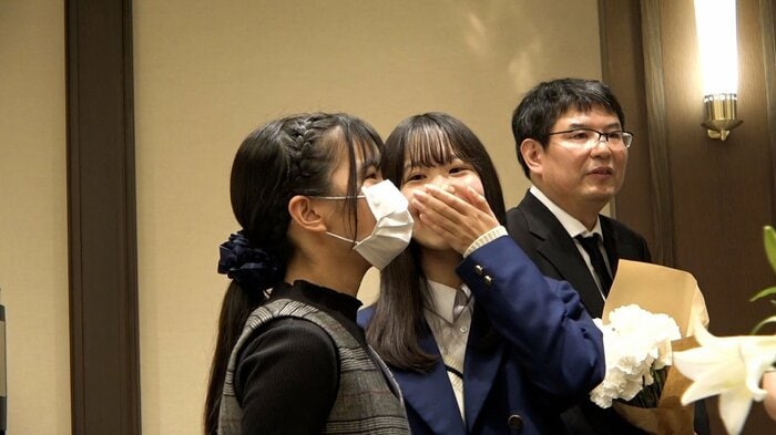 「お別れの会」でのマユミさん一家(2023年12月)