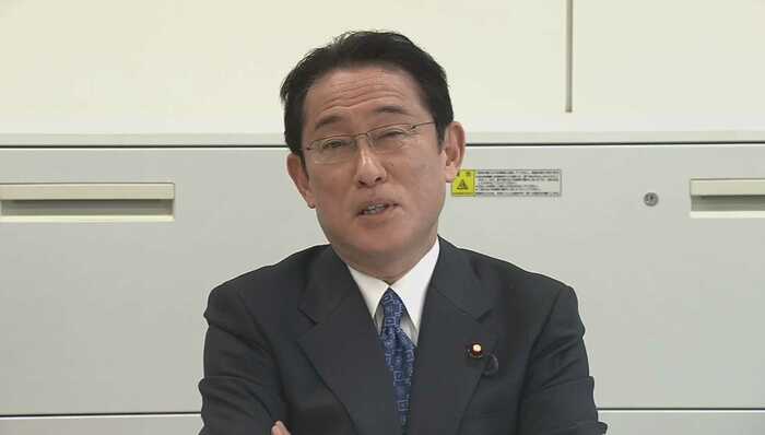 「党則は 総裁3期までだ」と原則論を言うに留めた岸田氏