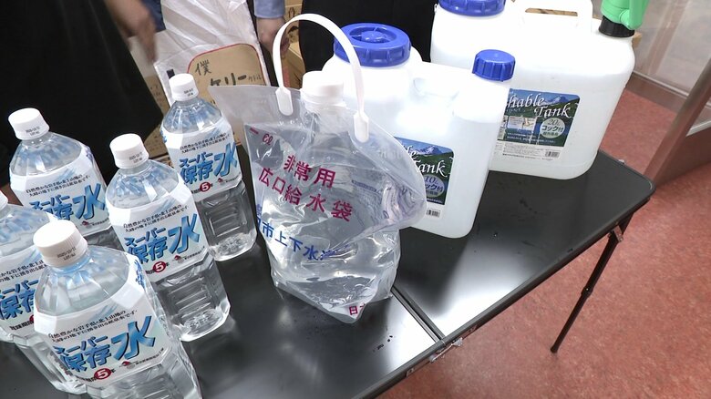 1人1日に必要な水は約9リットル　災害時の水の備えは大丈夫！？　給水車からはどうやって運ぶ？負担の少ない運び方を紹介【秋田発】｜FNNプライムオンライン