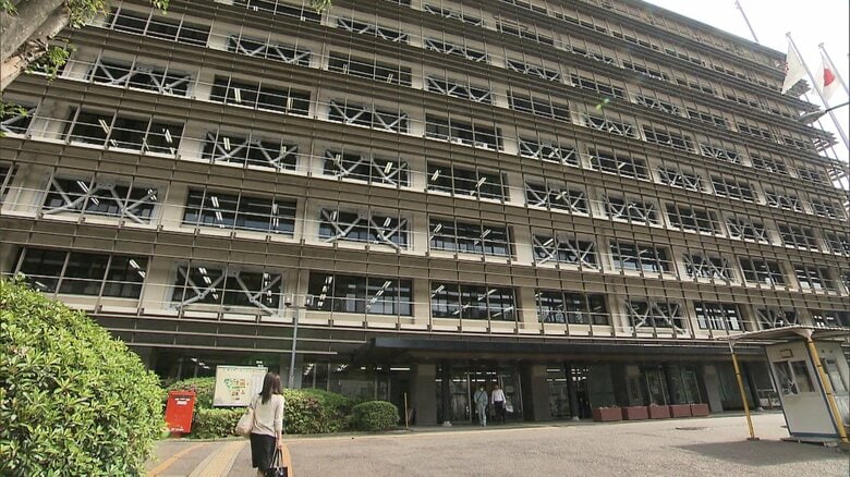 埼玉県警の男性巡査を書類送検　検視に訪れた住宅から20万円持ち去った疑い　「出来心で盗んだ」懲戒免職｜FNNプライムオンライン
