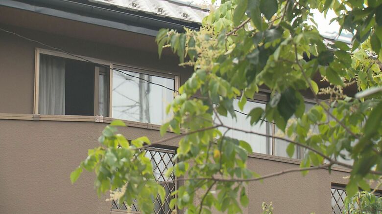 「殺すぞ」などと女性を脅した「拳銃」は被害宅のモデルガン　奪われた金額は約16万円と判明　逃げた男の行方追う　長野・千曲市の強盗事件｜FNNプライムオンライン