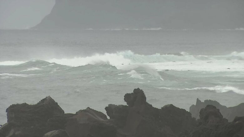 【速報】東京・伊豆諸島南部の八丈島と青ヶ島に暴風と波浪の特別警報を発表…数十年に一度の暴風や高波の恐れ｜FNNプライムオンライン