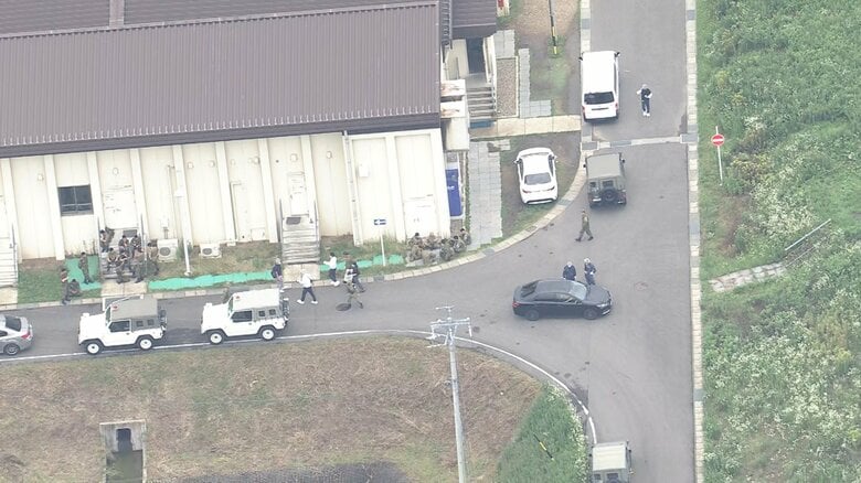 【続報】陸自射撃場で自動小銃を発射　男性隊員1人の死亡確認　1人心肺停止　18歳隊員を殺人未遂で現行犯逮捕　岐阜市｜FNNプライムオンライン