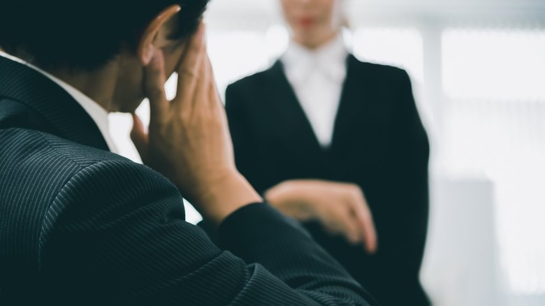 被害申告した人を探し出すような行動はNG(画像はイメージ)