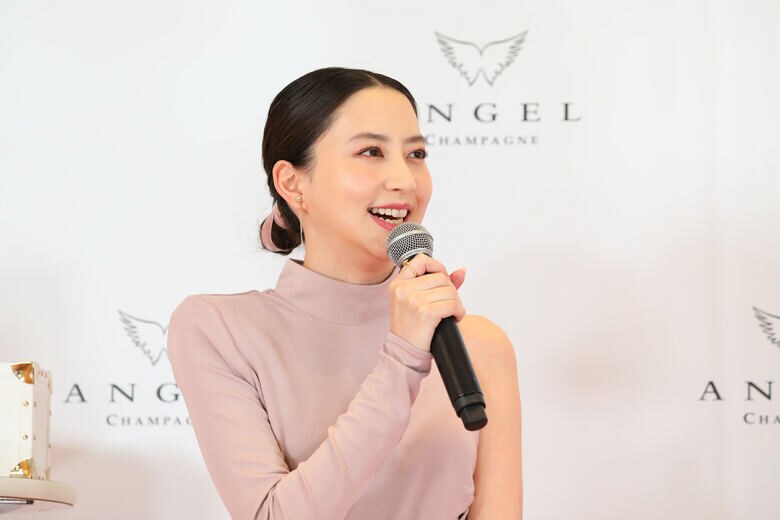 河北麻友子＆デヴィ夫人でインスタライブも