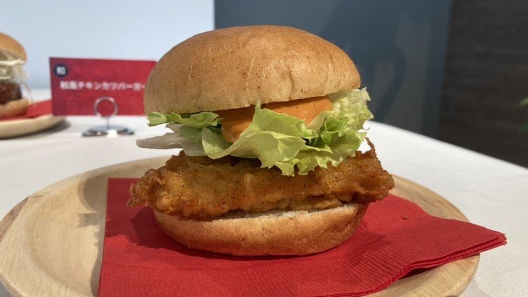 ケンタッキーが「サンド」から「バーガー」に名称変更へ