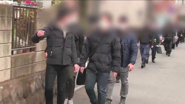 桐島聡容疑者を名乗る男の自宅を家宅捜索　2月2日