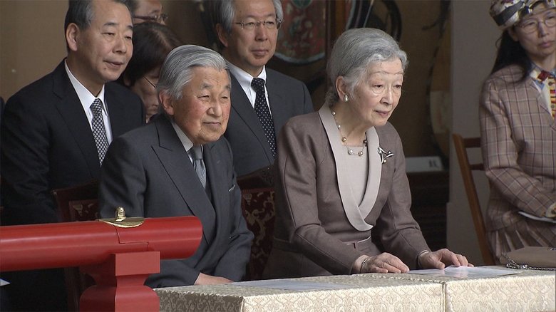 4年ぶり 両陛下が雅楽をご鑑賞