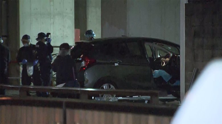スーツ姿「助手席の男」に刺され 30歳女性殺害 交際トラブルも