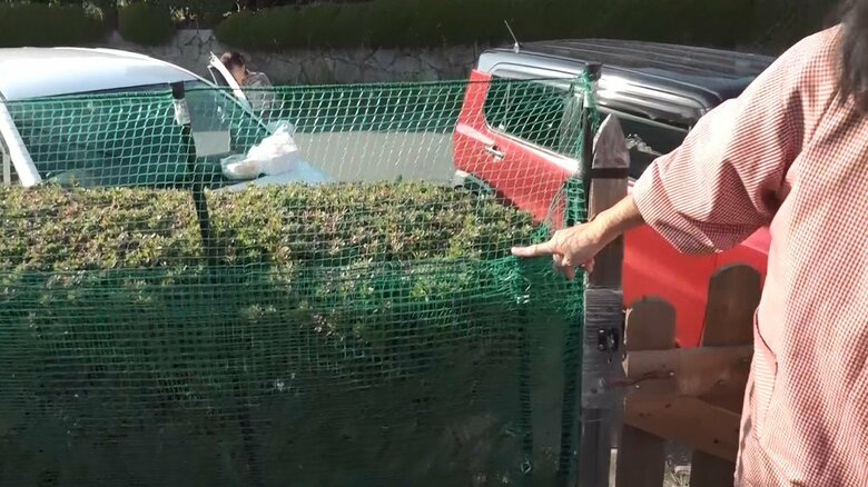 住民「柵を高めにしないと飛び越えられてしまう」