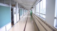 学校再開 判断分かれる ネット環境整備急ぐ