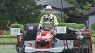 県産米「金色の風」田植え式 達増知事と一関・勝部市長【岩手県】