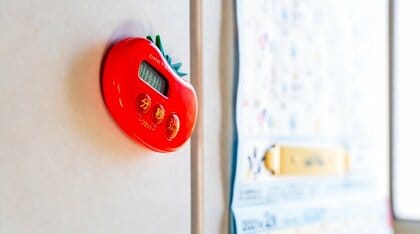 最近の冷蔵庫には「マグネット」が付かない!? 今後なくなってしまうのかシャープに聞いた