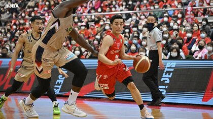 天皇杯奪還へ燃える千葉ジェッツが決勝進出 キャプテン富樫勇樹が琉球に“ファーストパンチ”