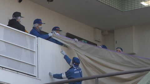 男性がドア蹴り「開けろ」と叫ぶ…集合住宅の一室で殺害された女性が見つかった事件 数日前にトラブルで警察が出動