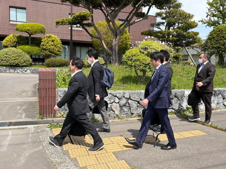 【速報】造船現場でアスベスト被害_遺族が総額3850万円の損害賠償を求めて国と建材メーカーを提訴〈北海道函館市〉｜FNNプライムオンライン