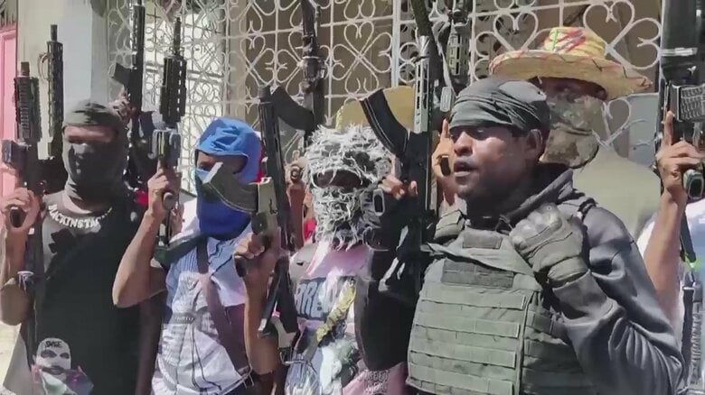 ギャングが刑務所を襲撃し約4000人が脱獄　政情不安続くハイチの首相が辞任を表明「平和と安定が必要」｜FNNプライムオンライン