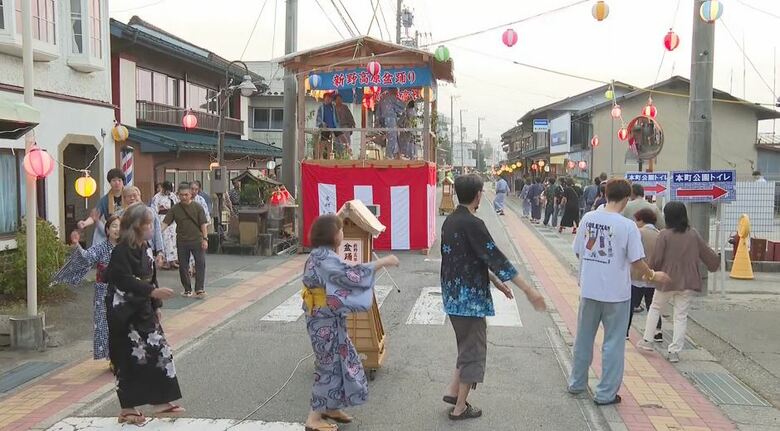 住民たちが夜通し踊る「うら盆」　国の重要無形民俗文化財「新野の盆踊り」　お盆期間に参加できなかった住民も楽しく踊る｜FNNプライムオンライン