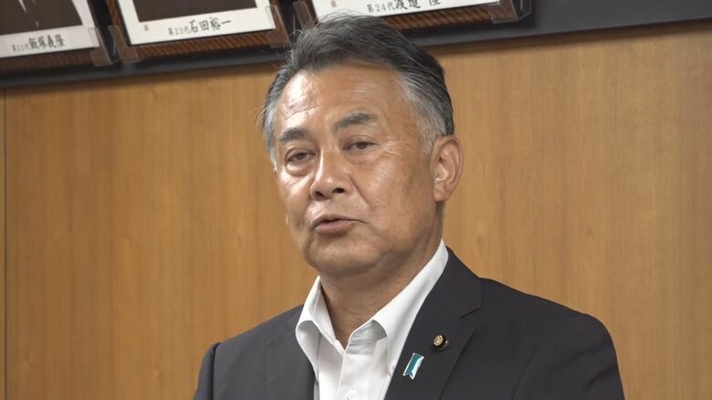 上越市議会　渡邉隆 議長