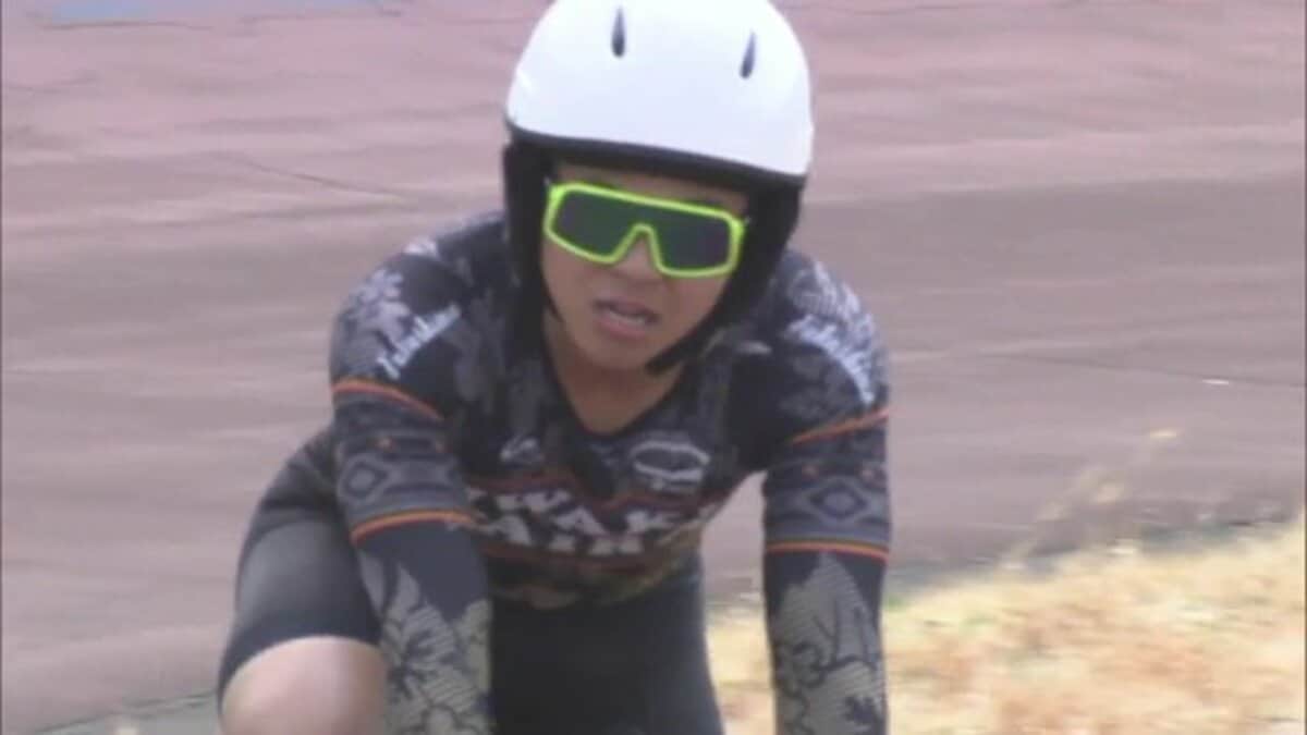 プロを目指し一歩を踏み出す スプリント高校三冠の自転車競技・榊枝天