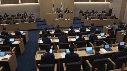 富山県議会、議員定数を40から38に削減　来春の選挙から適用