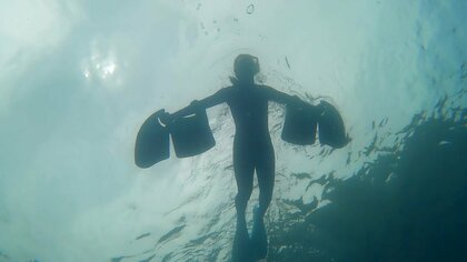 気分はマンタ…新アクティビティ「マンタフライヤー」でジオパークの海中を「飛ぶ」!?【鳥取発】