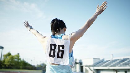 スポーツイベントでは「安全ピン」が使い捨てに？繰り返し使える“ゼッケン留め”開発の企業に