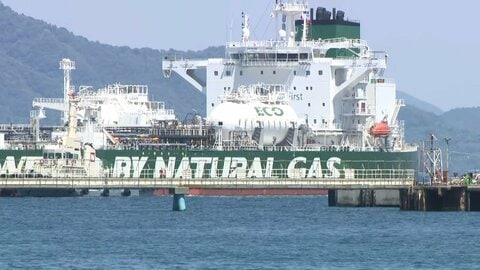 ホルムズ海峡“封鎖”後初のロシア産原油調達　愛媛・今治市の製油所への搬入作業開始　調達先拡大で安定供給狙う